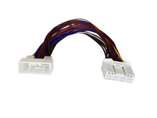 Car DVD Player Adaptador de arnês de fio Automotivo Com cabo RCA