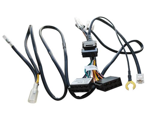 Fabricação de equipamentos de montagem de arneses de arame elétrico